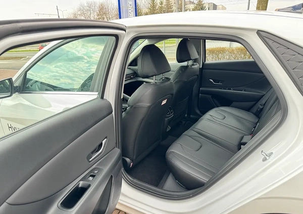 Hyundai Elantra cena 139900 przebieg: 171, rok produkcji 2023 z Siechnice małe 277